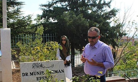 Ankara Münir Derman Efendi Kabrinde…
