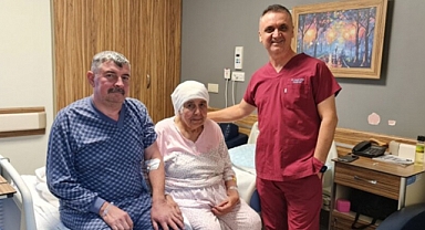 Anne – Oğul, Aynı Gün Yeniden Doğdu…