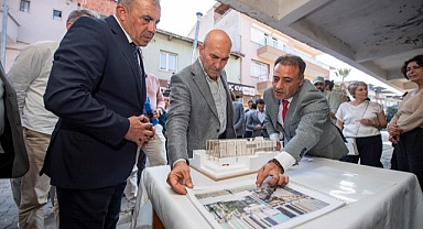 Başkan Soyer’den Beydağ’a 100. yıl armağanı