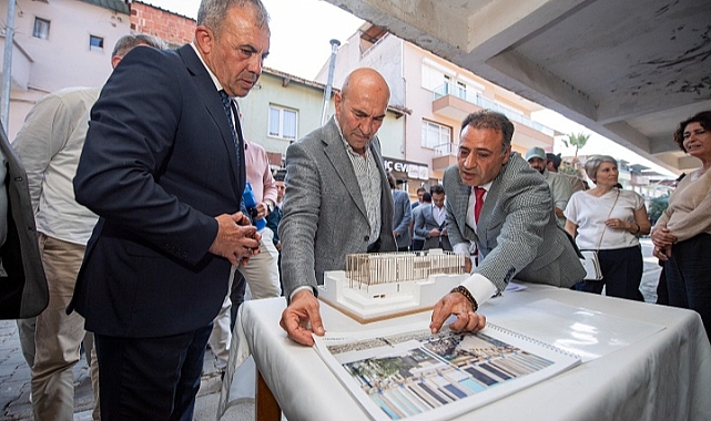 Başkan Soyer’den Beydağ’a 100. yıl armağanı