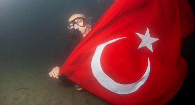 Başkan Soyer İzmir Körfezi'nde tüple dalış yaptı