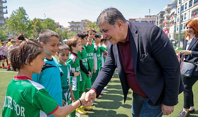 Başkan Tugay&#039;dan amatör spor kulüplerine destek