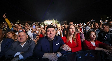 Buca’da 100. yıla yakışır kutlama