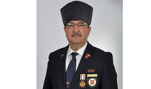 Büyük Atam izindeyiz sen rahat uyu