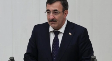 "Demokrasinin düşmanı terördür"
