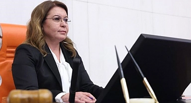 Cumhuriyetin değerlerini yok sayanlar var