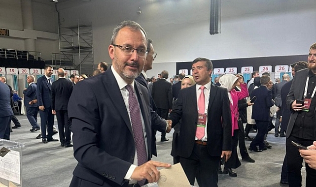 “İzmir’in Tüm İlçeleri, Tüm Halkıyla En Güzel Hizmete Layık”