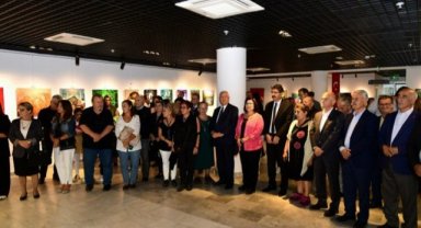 İzmir Karabağlar'da Cumhuriyet daima