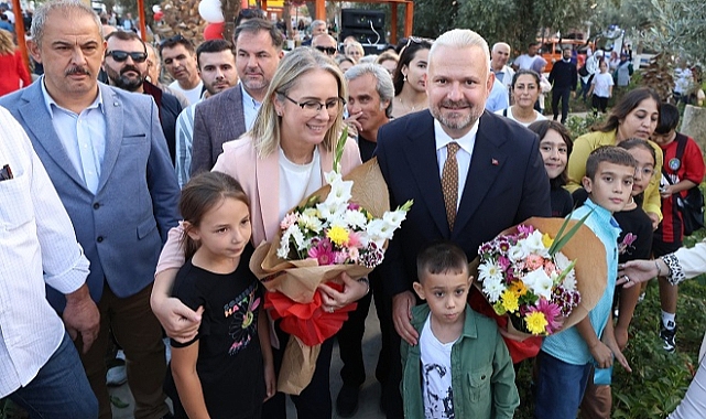 Menemen Eser ve Hizmet Siyasetiyle Büyüyor