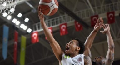Potanın Tarzanları Ege derbisinde coştu
