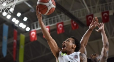 Potanın Tarzanları Ege derbisinde coştu