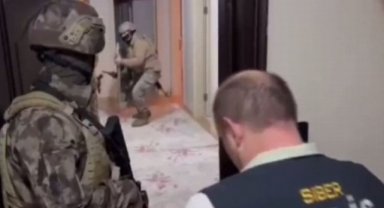 'Sahte ses' operasyonu: 42 tutuklama