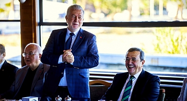 Başkan Batur esnafla bir araya geldi