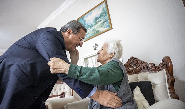 Batur, 24 Kasım’da  yine öğretmeninin yanında
