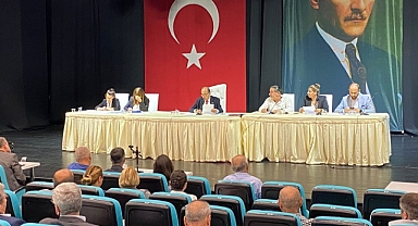 Batur'a tam yetki verildi