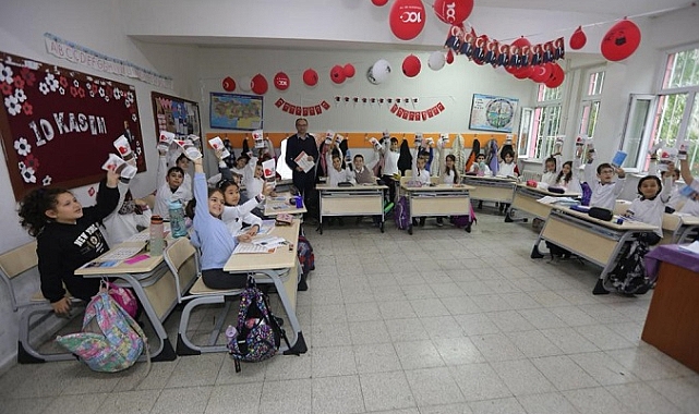 “Bayraklı’nın çocukları hayvan sevgisiyle büyüyor”