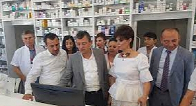 CHP'nin yeni Genel Başkanı Özgür Özel kimdir?