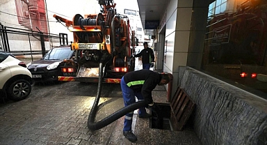 İzmir’de metrekareye 58,5 kilogram yağış düştü