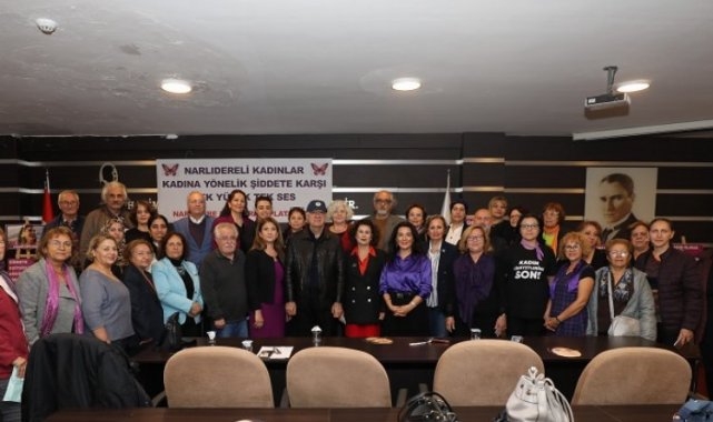 İzmir Narlıdere kadına şiddete karşı tek ses oldu