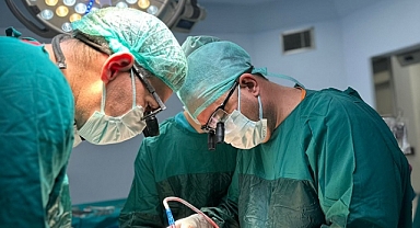 İzmir Şehir Hastanesi’nde İlk Ameliyat Yapıldı