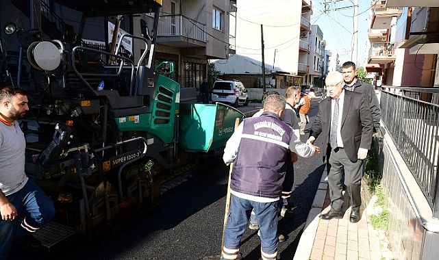 Karabağlar'da asfaltlama çalışmaları tam gaz sürüyor