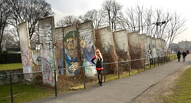 Ölüm Kokan Duvarlar