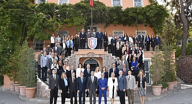 Özel Okul Kurucuları  İzmir'de Toplandı