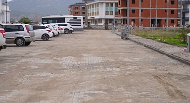 Ayvalık’ta İki Bölgeye 14 Bin Metrekare Kilit Taşı