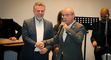 Bayraklı’nın muhtarları Başkan Sandal’ın yanında