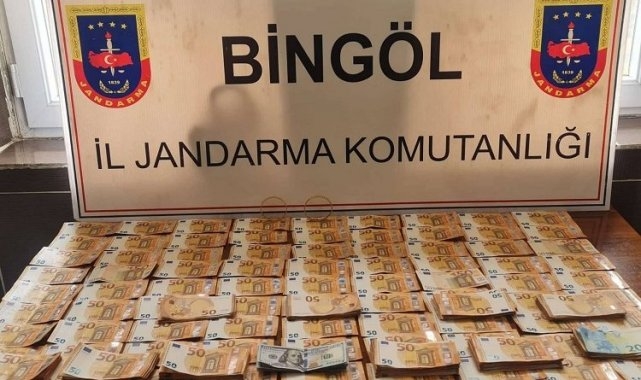 Bingöl'de savcı rolü yapan 4 dolandırıcı yakalandı