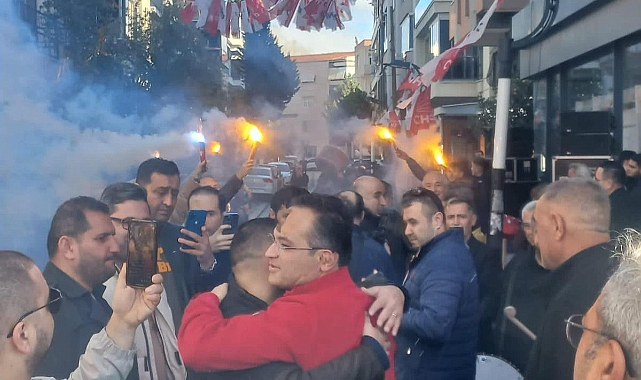Buca ‘Olgun Atila’yı Bağrına Bastı