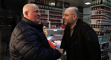 Buğra Gökce’den huzurevi sakinleri ve esnafa yeni yıl ziyareti