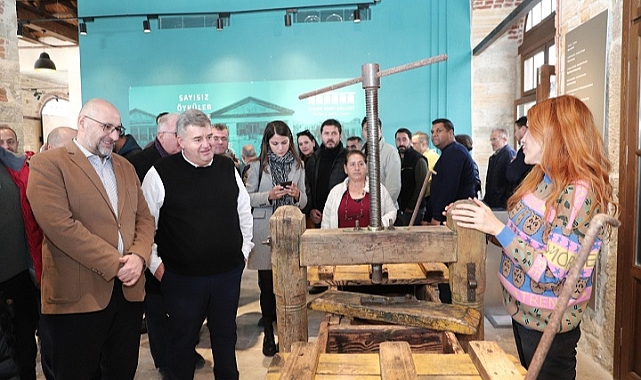 Buğra Gökce örgüt ve halkla buluştu