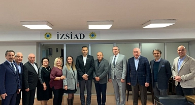 CHP’li Yıldız İZSİAD’a konuk oldu