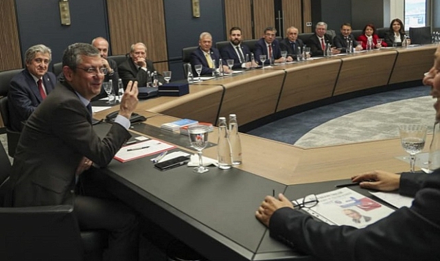 CHP Lideri Özel'e Nezaket Ziyaretinde Balkan Brifingi!
