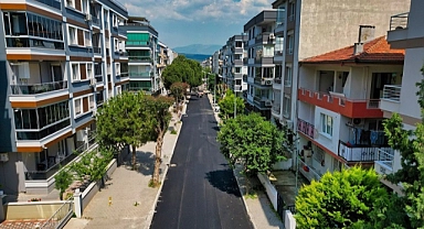 Gaziemir’in yollarında yoğun çalışma