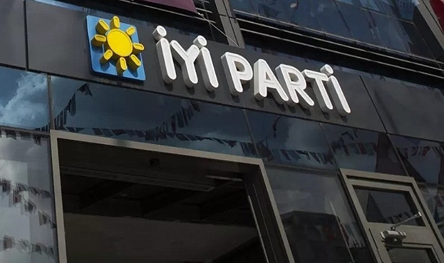 İbrahim Özkan ve 5 meclis üyesi İYİ Parti'den istifa etti!