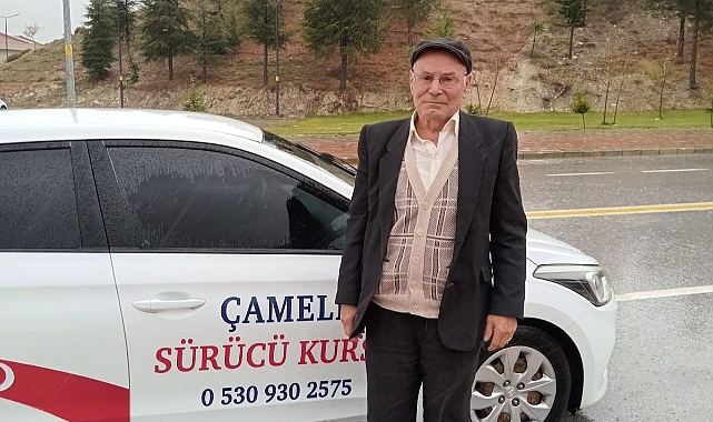 İnat etti, ehliyet hayaline 80 yaşında kavuştu