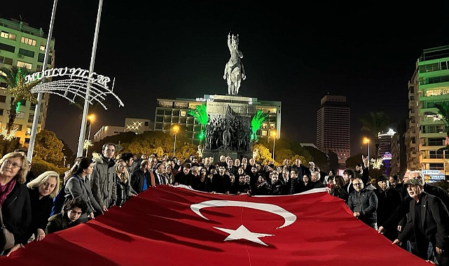 İYİ Parti İzmir İl Başkanlığı Teröre Lanet Yürüyüşü Düzenledi