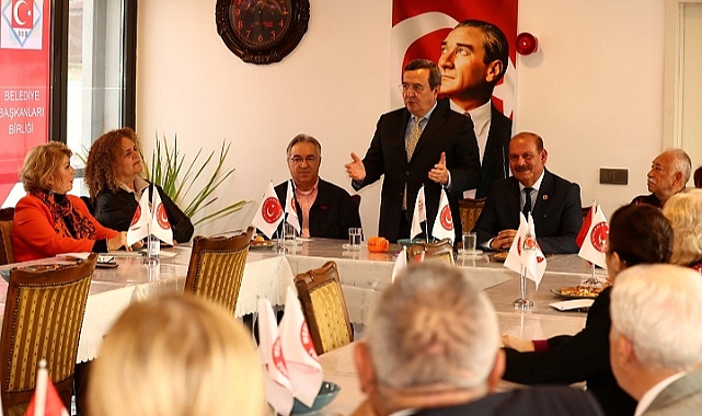 İzmir’i tanıyorum, İzmirli beni tanıyor