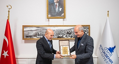 İzmir Şanlıurfa Federasyonu’ndan Başkan Soyer’e teşekkür ziyareti