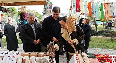 Karşıyaka’da yılın en renkli pazarı açıldı