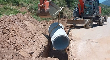 Kiraz’da derelerden 4 bin 320 ton atık çıkarıldı