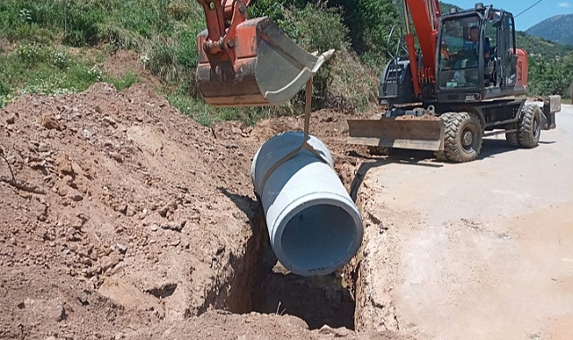 Kiraz’da derelerden 4 bin 320 ton atık çıkarıldı