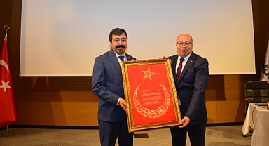 MÜSİAD İzmir Prof. Dr. Saffet Köse’yi Konuk etti