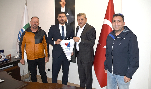 Türkiye’nin En İyi Rüzgar Sörfçüleri Yenifoça’da Yarışacak