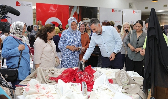 Yılbaşı hediyeleri üretici kadınlardan