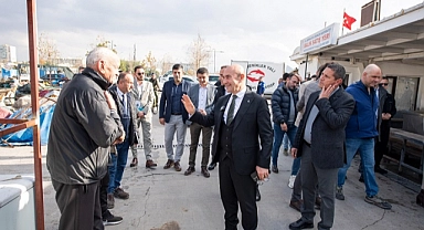 Balıkçılardan Başkan Soyer’e Körfez temizliği teşekkürü