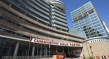CHP'de İzmir'i liste ortalığı karıştırdı.Listeye kimlerin adı eklendi?