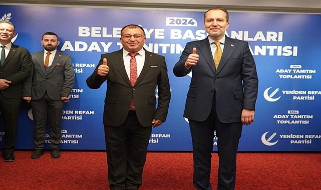 Yeniden Refah Partisi İzmir'de gövde gösterisi